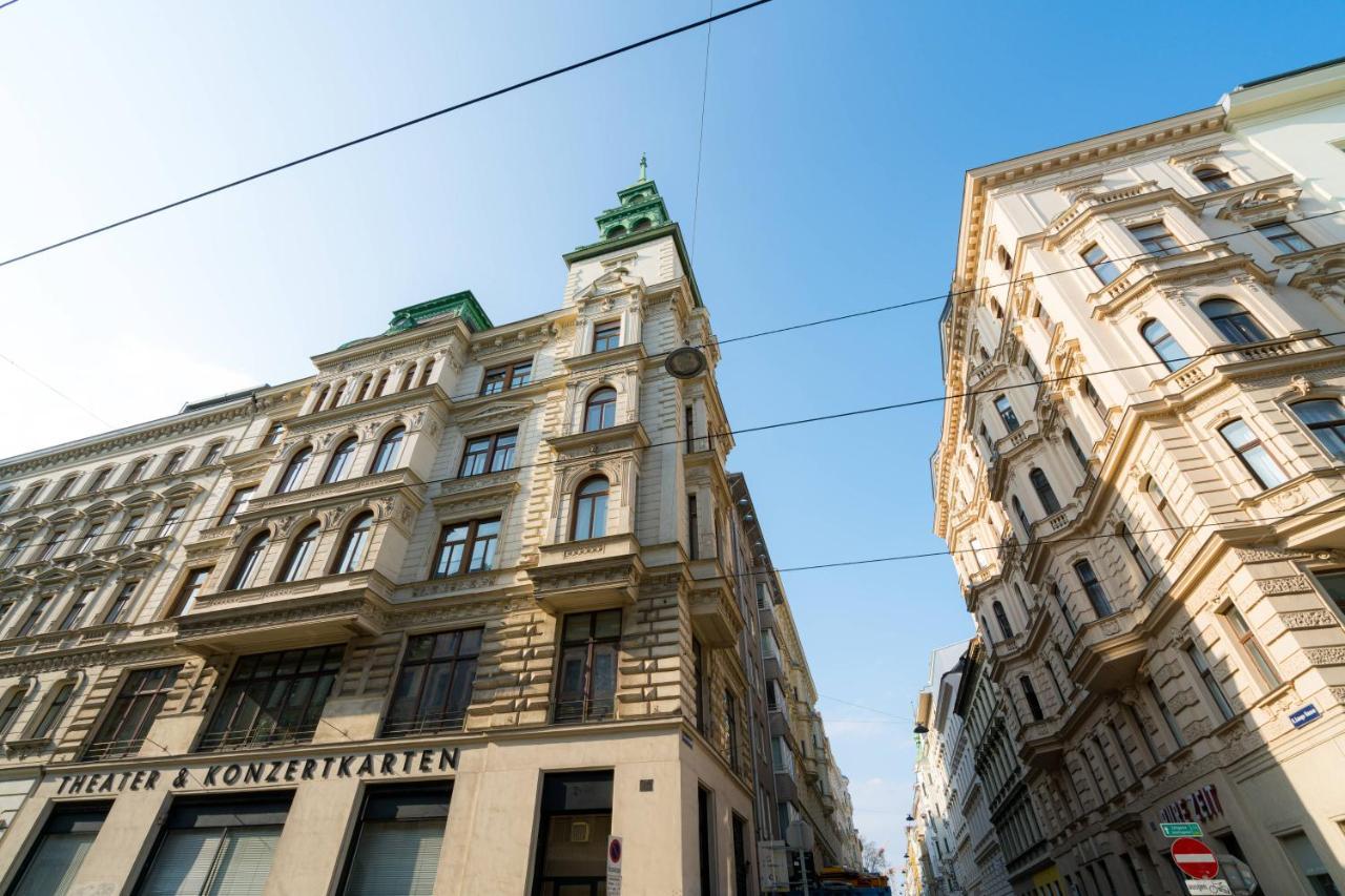 Vienna Residence, Volkstheater - Parliament Luaran gambar